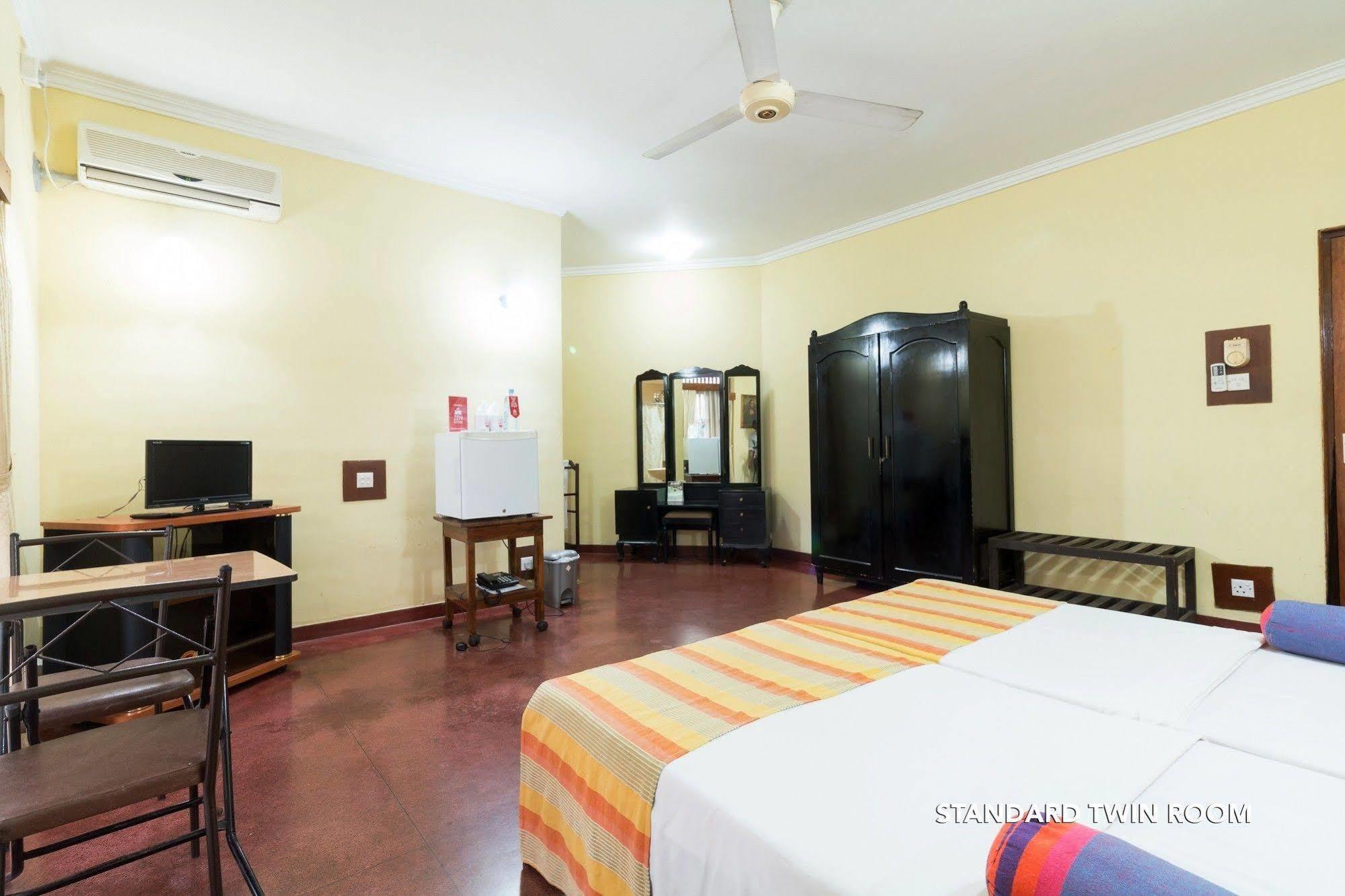 Zen Rooms Modern City Inn Negombo Eksteriør bilde