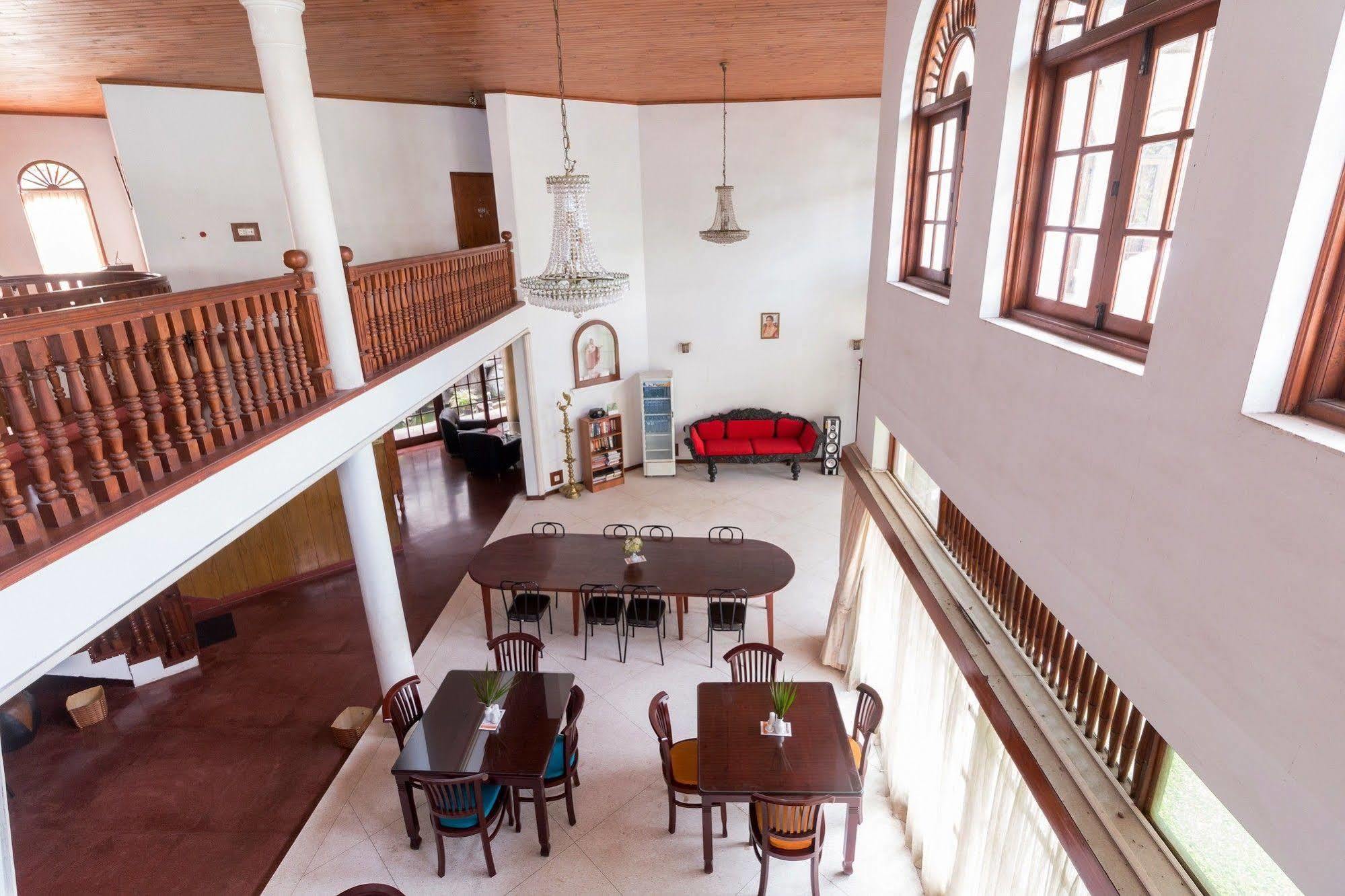 Zen Rooms Modern City Inn Negombo Eksteriør bilde